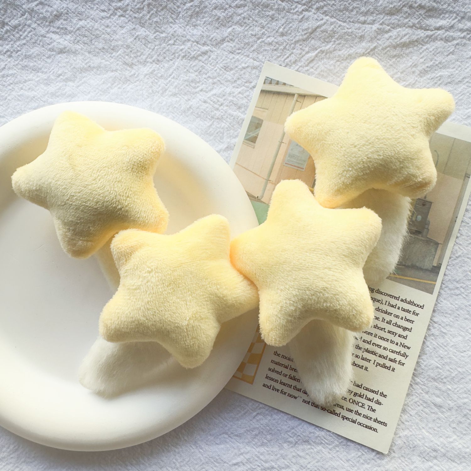 Cute Cream Yellow Plush Star B - огляд і ціна Hair Care Lotion